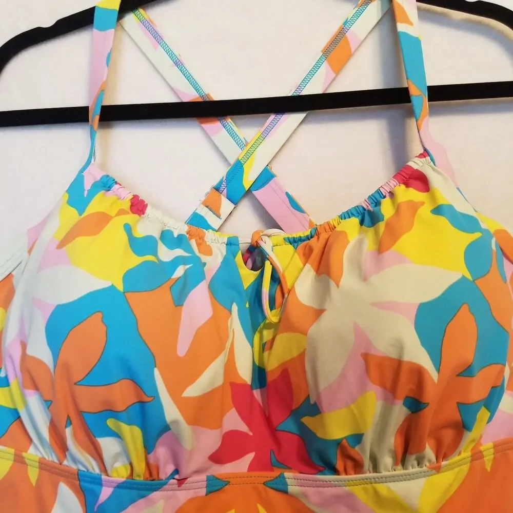 Lands’ End 18W Tankini Top Padded Shelf Bra Floral Flower Power Boho Beach